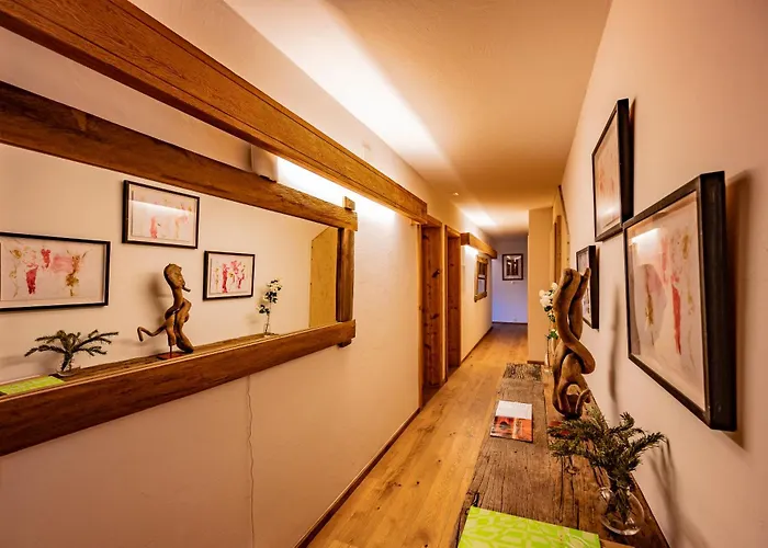 Victoria Retreat & Hotel 3*