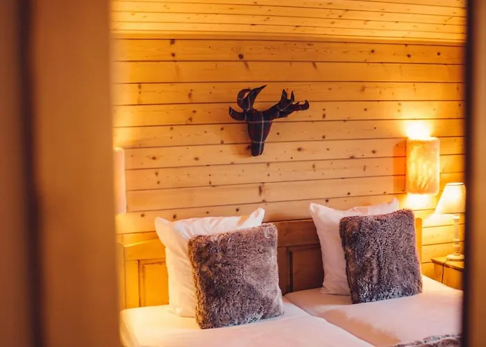 Victoria Retreat & Hotel