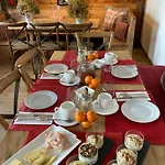 Victoria Retreat & 3*